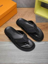 Picture of LV Slippers _SKU476934307931943